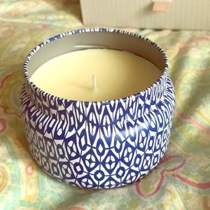 Capri Blue Volcano candle